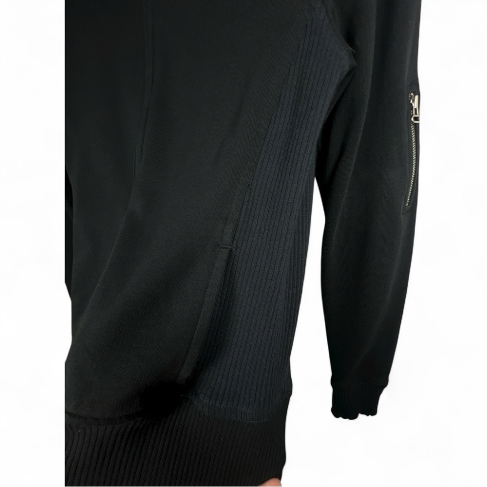 GAP body Black Zip Up sweater ribbed stretch material for added comfort Size XS - Picture 3 of 5